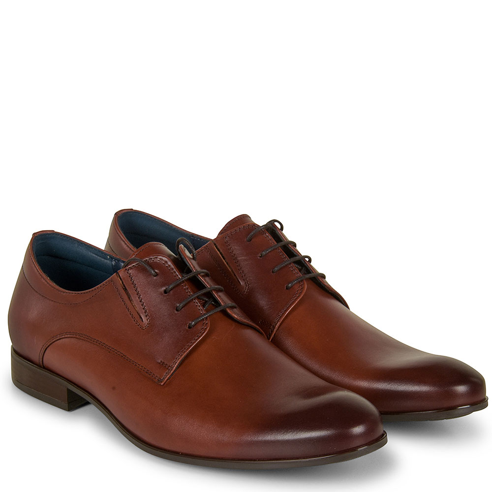 Dress Shoe in Brown